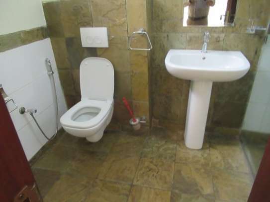 4 Bed Apartment with En Suite at Riverside image 9