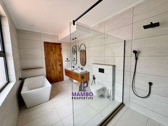 4 Bed Villa with En Suite at Off Loresho Ridge image 33