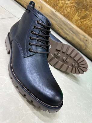 Men Leather 💯 Clark's boots image 9