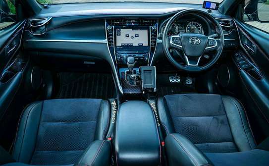 2017 Toyota harrier turbo image 3