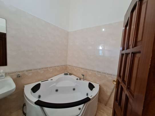 Furnished 3 Bed Apartment with En Suite in Nyali Area image 16
