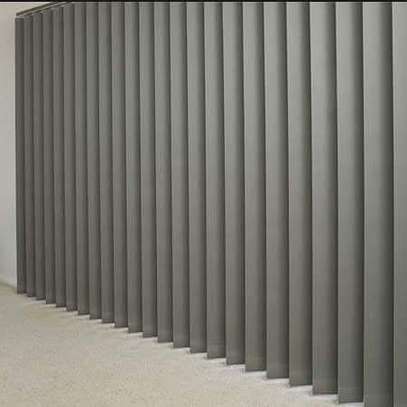 NICE VERTICAL OFFICE BLINDS image 3