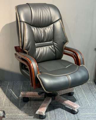 Office Chair :  Office Swivel Leather Chair image 1