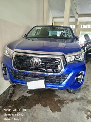 Toyota Hilux double cap Auto Diesel blue 2017 image 7