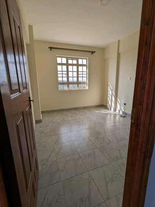 3 Bedrooms Apartment for sale Nairobi Embakasi Nyayo Estate image 3