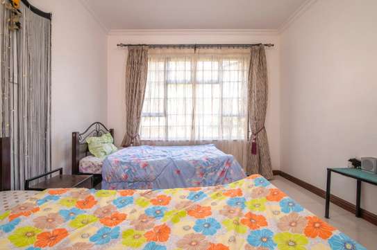 3 Bed House in Langata image 12