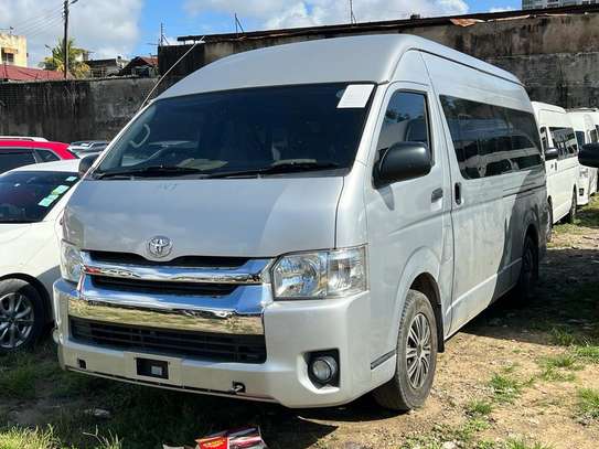 TOYOTA HIACE MANUAL DIESEL (we accept hire purchase) image 4
