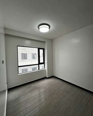 2 Bed Apartment with En Suite in Kilimani image 7