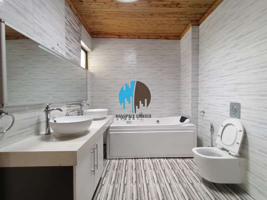 5 Bed Townhouse with En Suite at Karen image 6