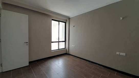 SPACIOUS 3 BEDROOM ALL ENSUITE + DSQ IN KILIMANI image 6