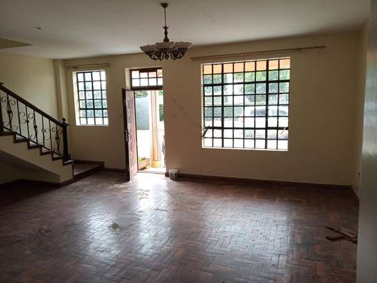 4 bedroom townhouse for rent in Nyari image 2