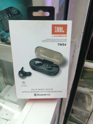 ubl earpods