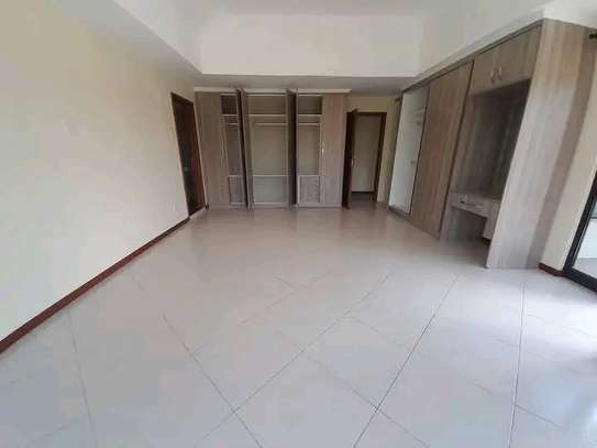 5 bedrooms plus dsq for sale image 5