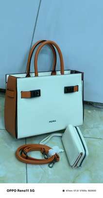 LADIES HANDBAGS. LADIES HANDBADS image 3