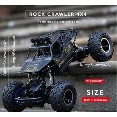 Monster 4WD RC Truck, Remote control image 3