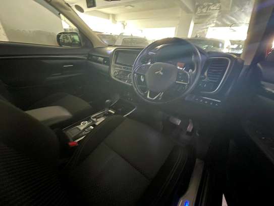 Mitsubish outlander Sunroof image 6