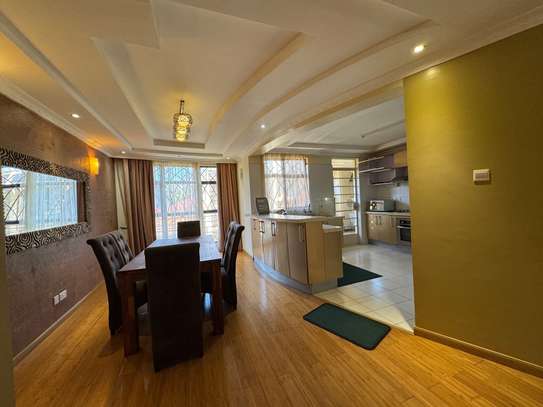 Serviced 3 Bed Apartment with En Suite in Kilimani image 5