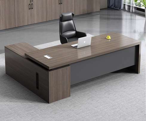 Office Desk : 1.6M Modern L-Shaped Executive Desk image 4