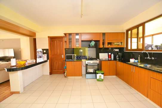 3 bedroom apartment for sale in Westlands Area image 3
