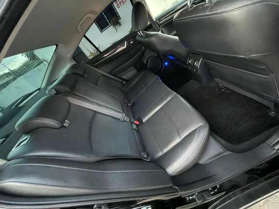 Subaru Legacy Saloon 2016 black image 9