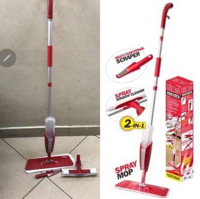 2-IN-1 SPRAY MOP WITH EXTRA CLOTH image 1