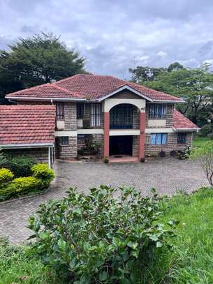 5 Bed House with En Suite in Lavington image 4