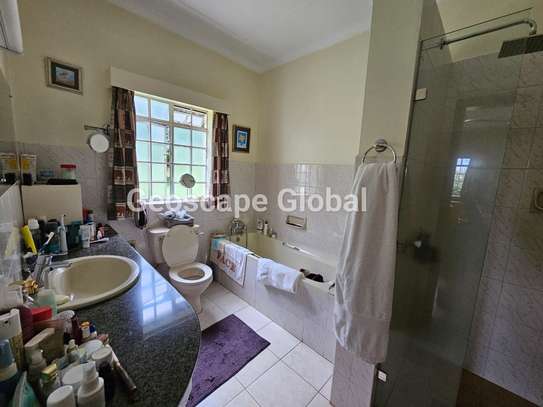 4 Bed House with En Suite in Muthaiga image 6