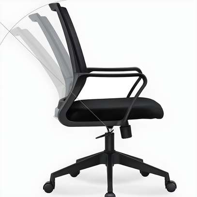 Office Chair: Tilt Lock Reclining Chair image 4