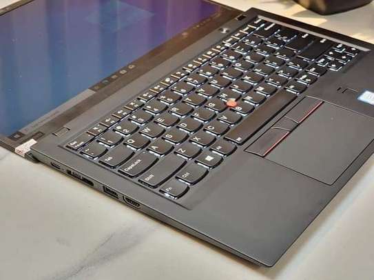 Lenovo ThinkPad x1 carbon laptop image 3