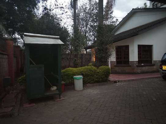 400 m² commercial property for rent in Kilimani image 1