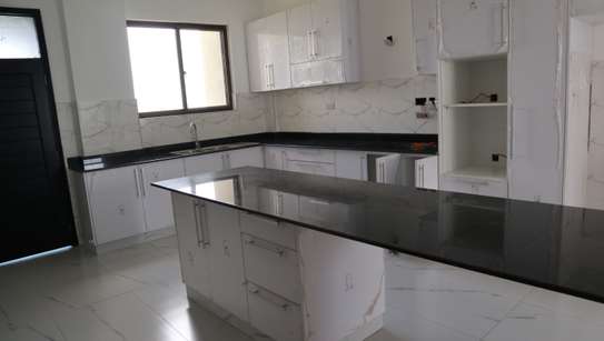 3 Bed Apartment with En Suite in Nyali Area image 12