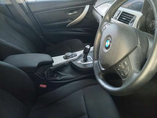 BMW 320I 2017 MODEL. image 5