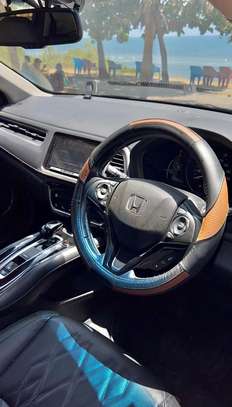 Honda Vezel hybrid black 2019 image 3