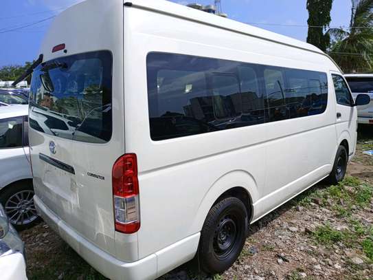 Toyota 16seater image 7