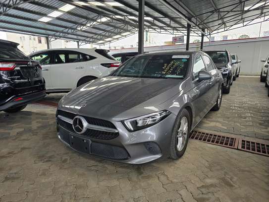 MERCEDES BENZ A180 image 7