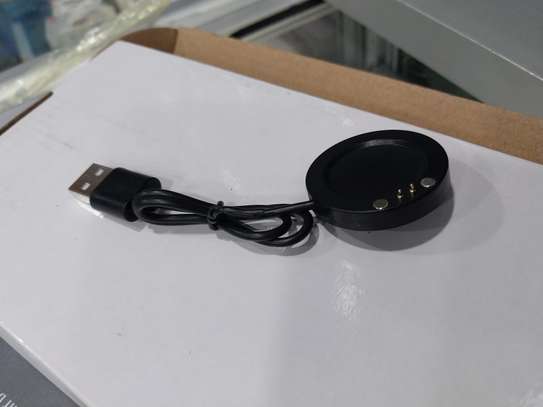 Black T500 Smart Watch Charger image 3