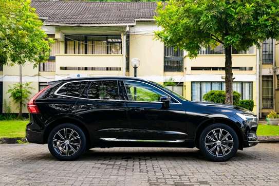 2018 Volvo xc60 t5 image 9
