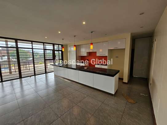 4 Bed House with En Suite in Kitisuru image 7