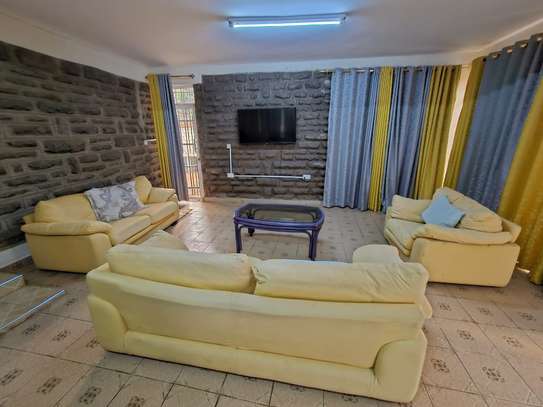 2 Bed House with En Suite in Gigiri image 30
