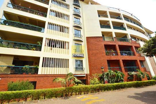 Serviced 3 Bed Apartment with En Suite at Kenya image 2