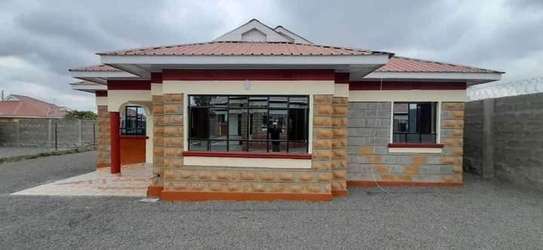 3 Bed House with En Suite at Acacia image 2