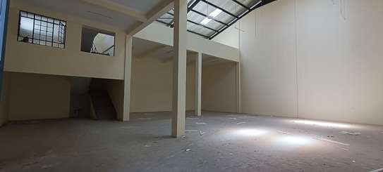 6,000 ft² Warehouse with Parking in Ruiru image 2