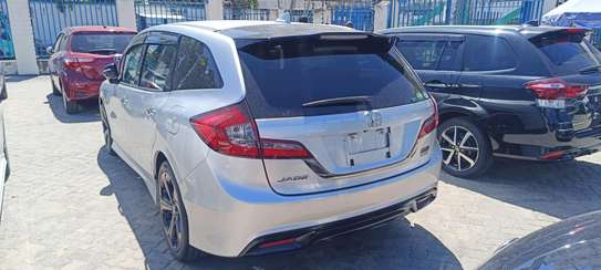 Honda Jade hybrid Silver 2018 image 8