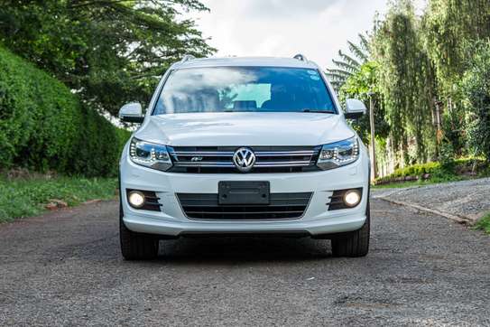 2016 Volkswagen Tiguan R image 3