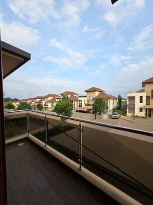 4 Bed Townhouse with En Suite at Runda image 5