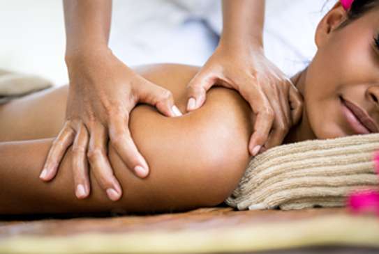 Massage offered by Maureen in Nairobi image 1