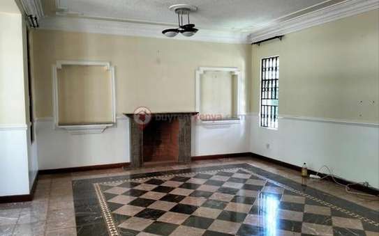 4 Bed House with Swimming Pool at Peponi Road image 7