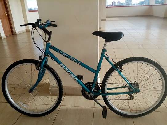 MOUNTAIN BIKE FOR ADULTS -SIZE 26 - EX-UK image 2