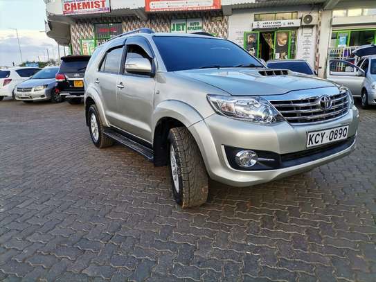 Toyota Fortuner 2013 Silver image 1