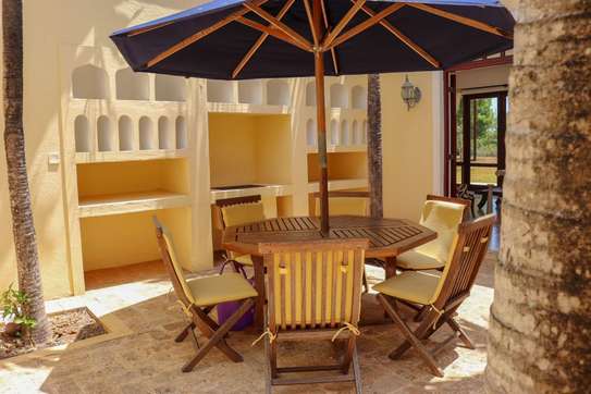 3 Bed House with En Suite in Vipingo image 8
